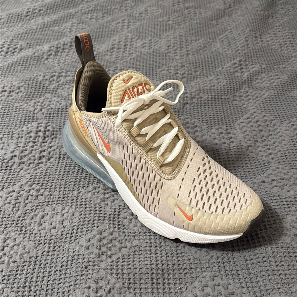 Nike Air Max 270 Beige Sneakers - Picture 4 of 6